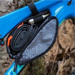AXIOM Blackburn Outpost Frame Corner Bag